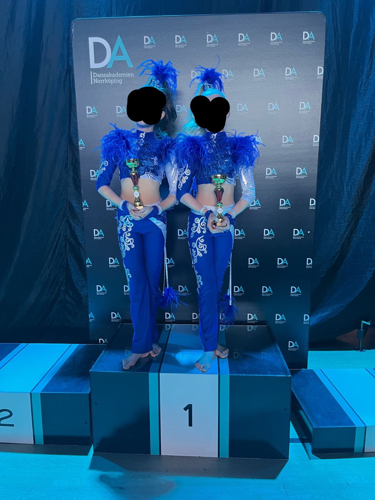 Disco duo – bild 4 av 5