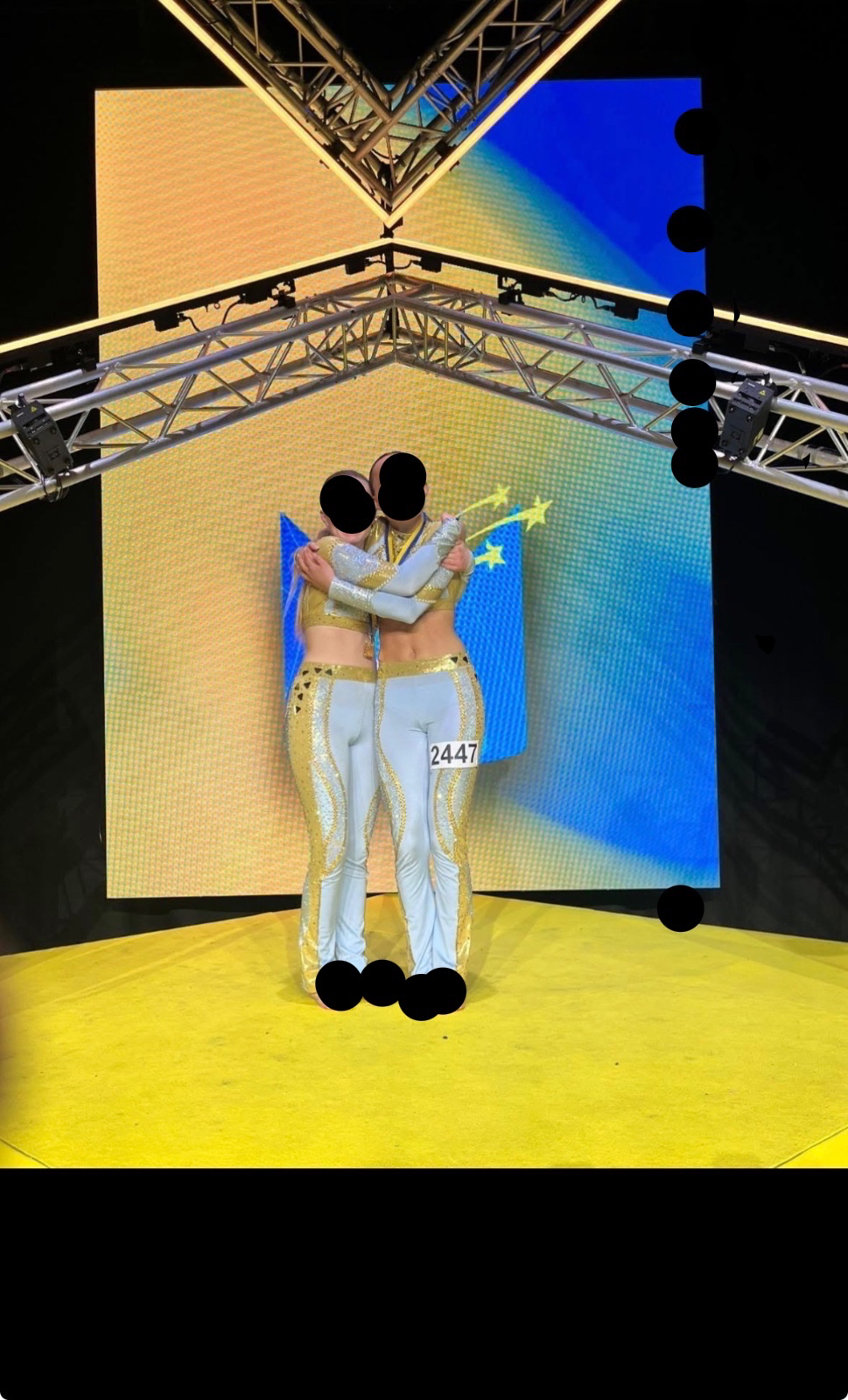 Blåa och guld disco duo dräkter