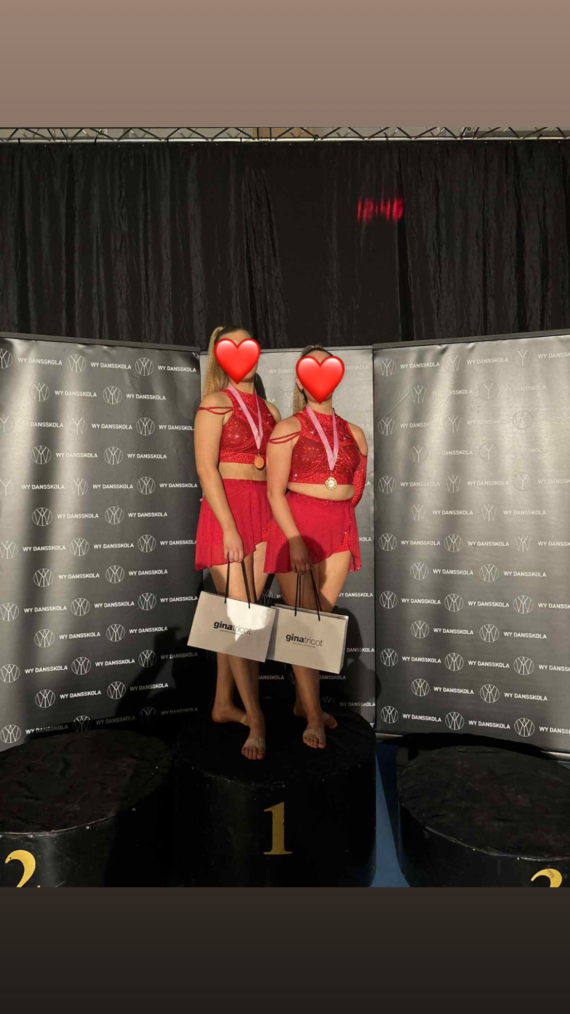 Disco/slow duo dräkter säljes – billede 2 af 4